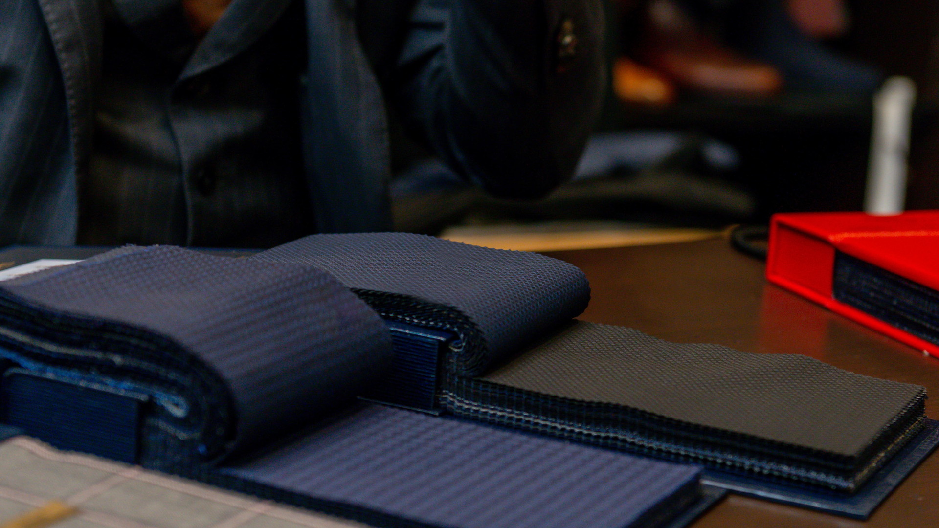 オーダースーツ